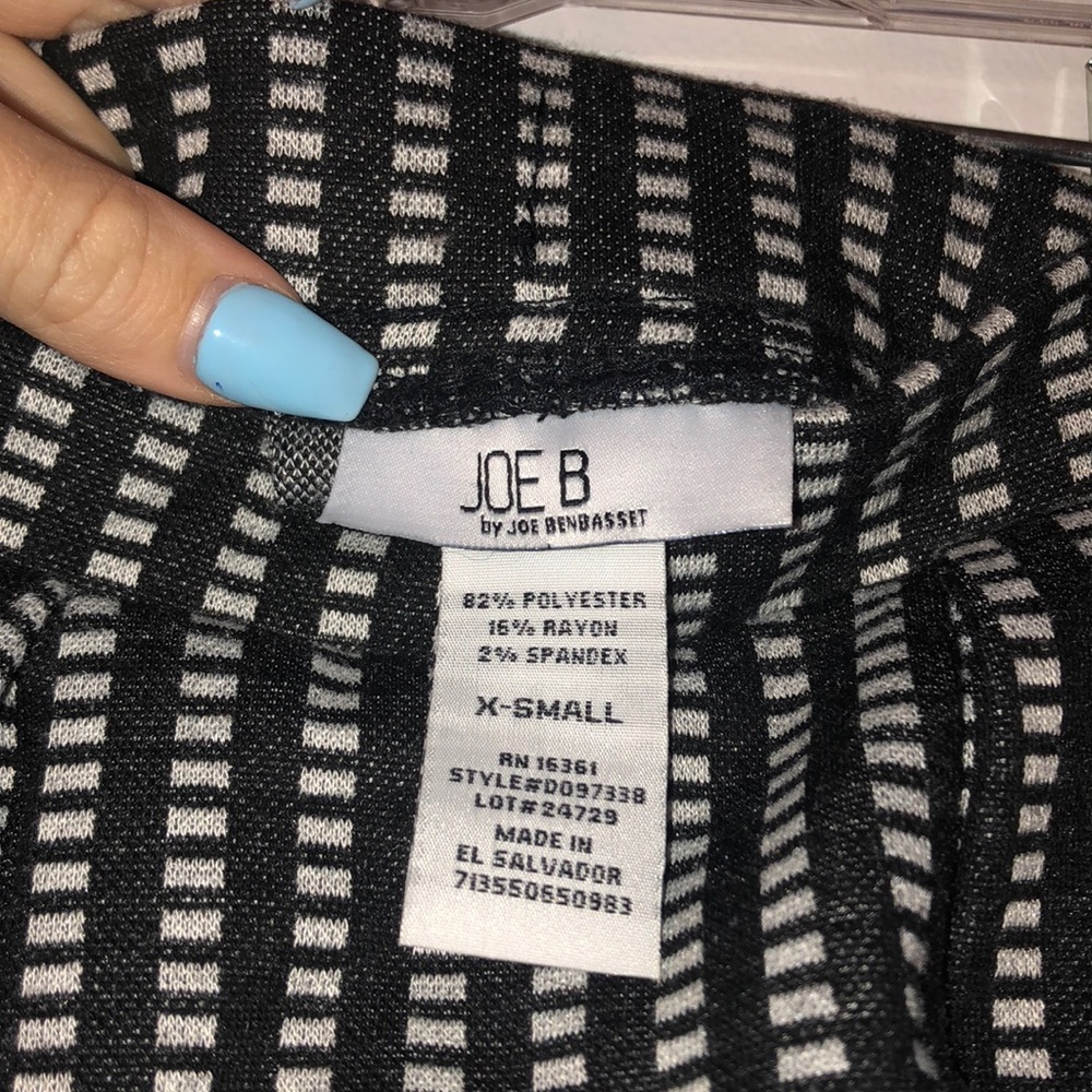 Joe B mini skirt - Picture 2 of 2